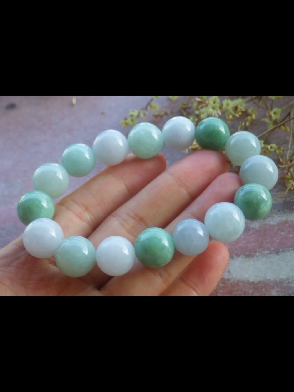 Apple green jadeite bracelet Certificate jade 13mm bead 7inches to 7.5 inches